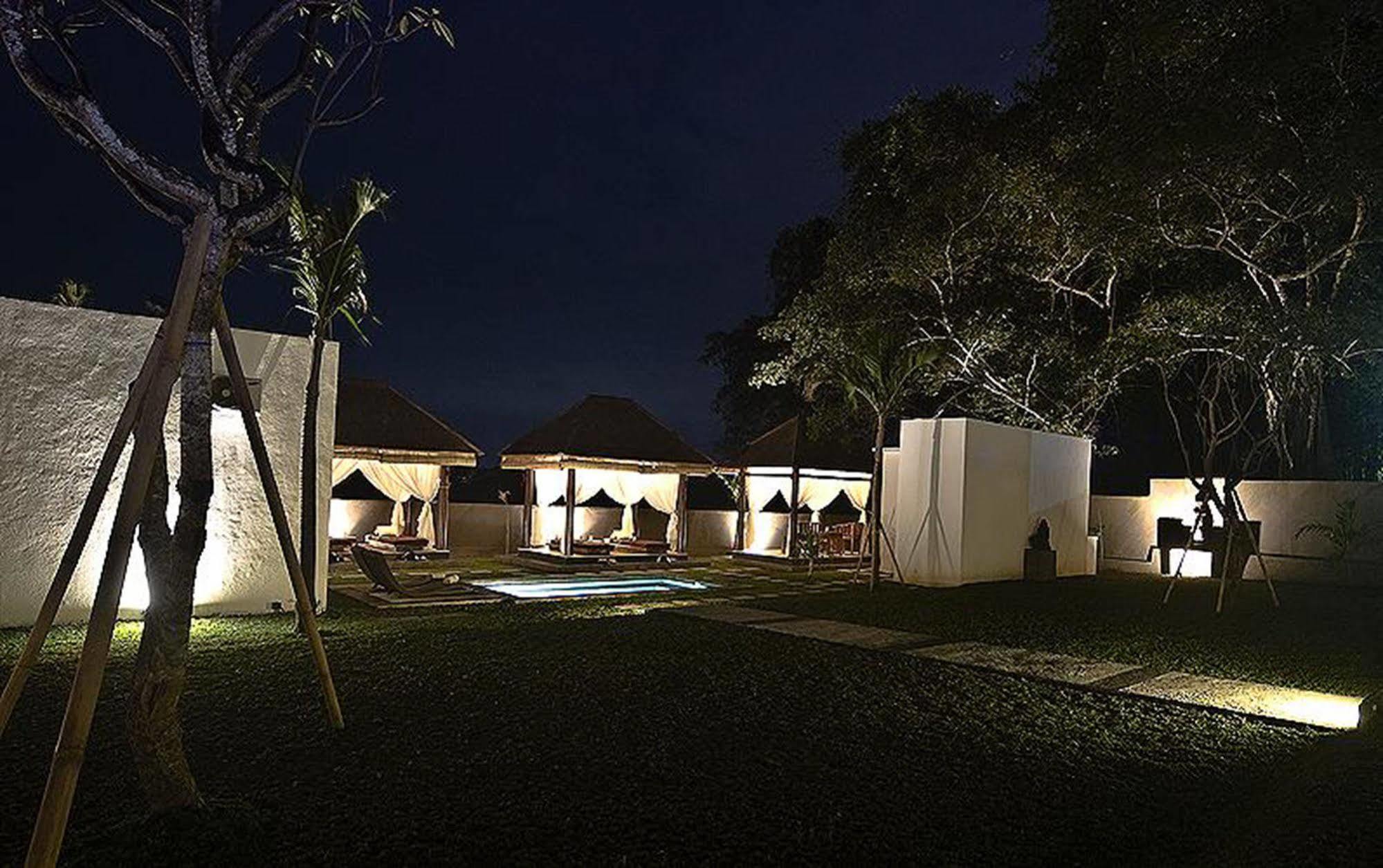 The Adnyana Villas & Spa Denpasar Extérieur photo